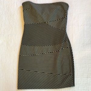 BANANA REPUBLIC MINI